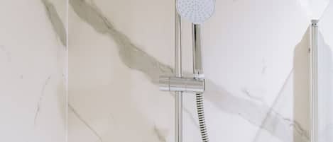 Bathtub