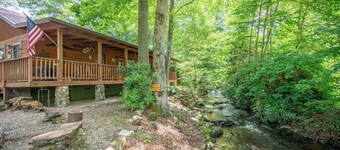 Creekfront Cabin w/ Hot Tub! Motorcycle Friendly!