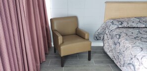 오리/거위털 이불, 메모리폼 침대, 책상, 무료 WiFi