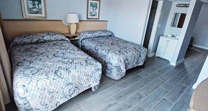 Palms by the Beach Motel