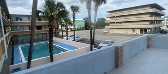 Palms by the Beach Motel