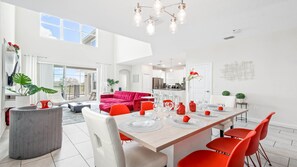 Dining - Championsgate 5br Lakeview Home Pool Spa Disney (Kissimmee)