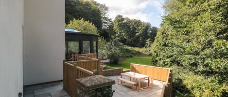 Cottage | Property grounds