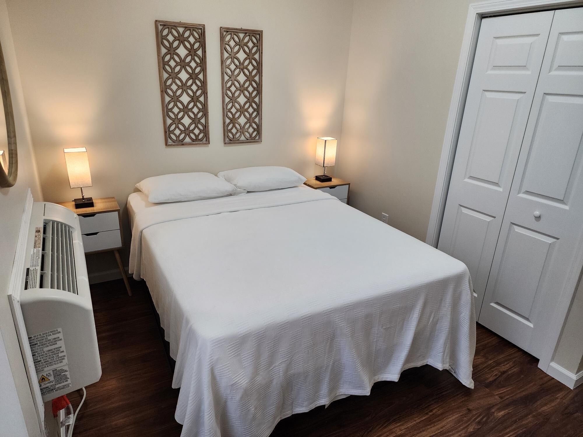 2 bedrooms, WiFi, bed sheets