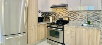 Cozy, City Center Apartment