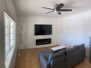 Living area - Hotel Amenities! (Colorado Springs)