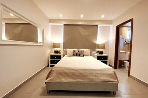 1 dormitorio, escritorio, tabla de planchar con plancha y wifi gratis