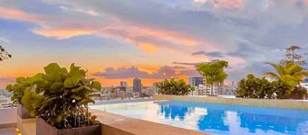 Luxury, Upscale City Center Condo, Amazing Social Areas, Jacuzzi, Great Views.