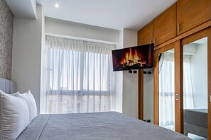 2 slaapkamers, een bureau, een strijkplank/strijkijzer, wifi