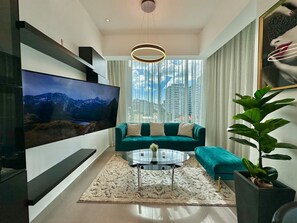 TV