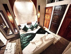 5 bedrooms, WiFi, bed sheets - a Place of Peace where you will find your Spirit in the beautiful Marrakech (Marrakech)