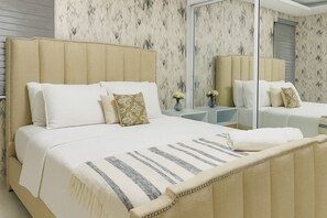 3 makuuhuonetta, silitysrauta/-lauta, ilmainen Wi-Fi, vuodevaatteet