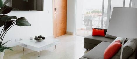 Téléviseur, bureau