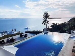 Pool - *Paradise * Retreat * Peace * Relaxation* (Samana)