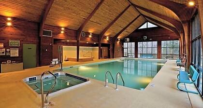 Sapphire | Peaceful Mountain Getaway | Pool + Golf