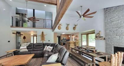 Hse Nr Lk George+Saratoga Rce Trck w/Indoor HotTub