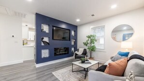 Unclassified image, 2 of 29, button - Modern Uptown Getaway & Backyard Oasis (Charlotte)