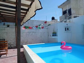 Utomhuspool
