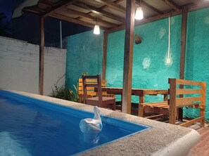Utomhuspool