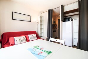 Interior - Studio with Cabin Bedroom in the centre of Flaine Foret (Flaine)