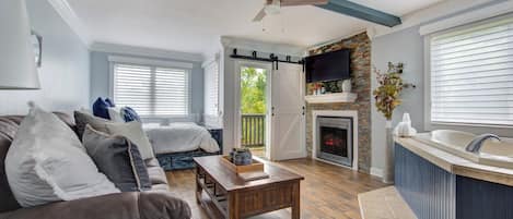 Condo (0 Bedroom) | Vista frontal de la propiedad