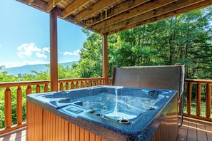 Property amenity - Puttin On The Ritz by Jackson Mountain Rentals (Sevierville)