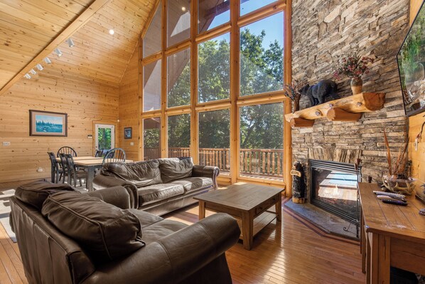 Studio (4 Bedrooms) | Front of property