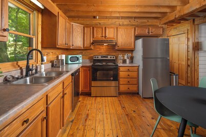 Red Feather Cabins 173