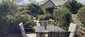 Instow period cottage, sleeps 6, close to beach, dog friendly