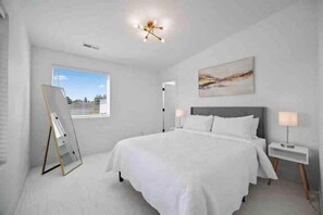 4 bedrooms, iron/ironing board, free WiFi, bed sheets