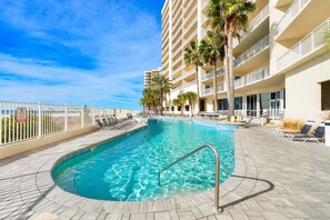Piscina coperta, una piscina riscaldata