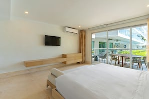 Deluxe Apartment | Free WiFi, individually decorated, individually furnished, bed sheets