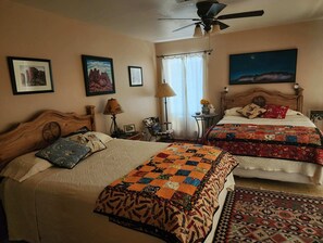 2 bedrooms, desk, iron/ironing board, WiFi