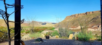 Lajitas House - River and Mountain Views