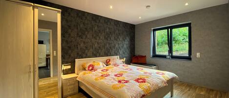 1 bedroom, iron/ironing board, travel crib, free WiFi