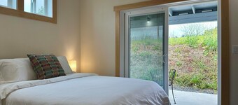 European Style Cottage in Oregon's Willamette Valley Wine Country - Cottage #2