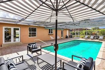 Casa Natalia 3BR Home with Pool Near Hard Rock Casino