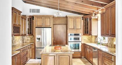 Casa Natalia 3BR Home with Pool Near Hard Rock Casino