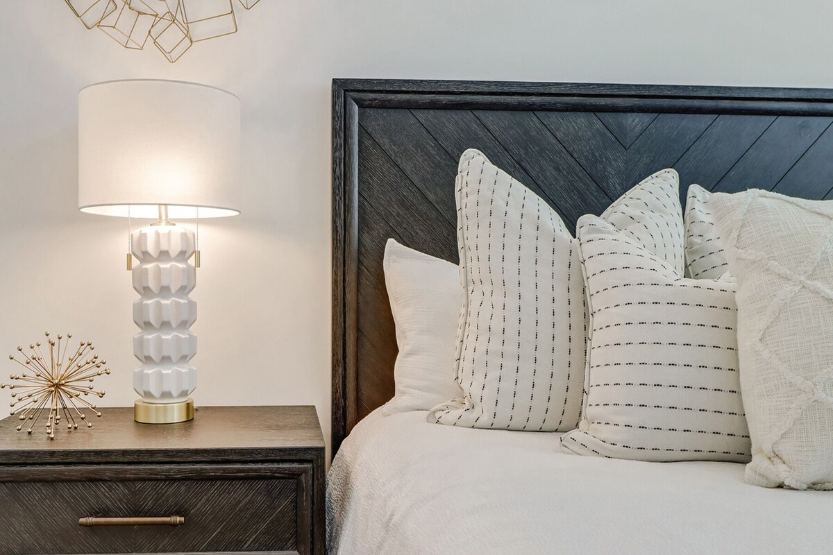 Photo 23 of Welcome to the Epitome of Modern Chic: Your Olde Naples Getaway!