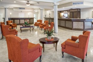 Lobby - Branson | Family Lake Retreat | Pool + Lake | 2BR (Branson)