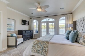 2 soverom, strykejern/-brett, wi-fi (inkludert) og sengetøy