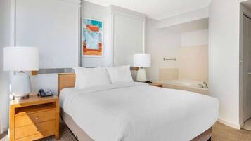 1 bedroom, in-room safe, iron/ironing board, WiFi