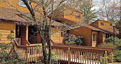 Sapphire | Family Mountain Retreat | Pool + Golf | 2BR