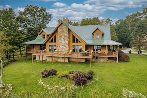 Exterior - Quiet Waters LakeFront Escape (Preston County)