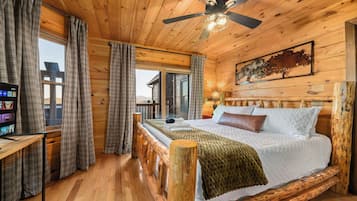 5 bedrooms, in-room safe, desk, iron/ironing board