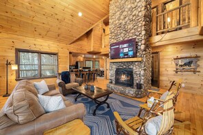 Smart TV, chimenea, videojuegos y reproductor de DVD 