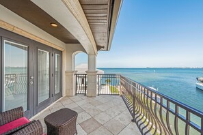 Property grounds - A Pirate's Dream Ami-private House-heated Pool-4br-water Views From Every Room (Holmes Beach)