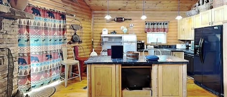 House (3 Bedrooms) | Property amenity