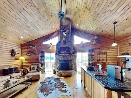 House (3 Bedrooms) | Property amenity