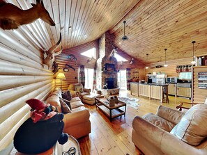 Talo (3 Bedrooms) | Majoituspaikan julkisivu